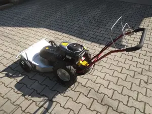 Cseh Gyártmányú Triton Mulcher Magasgazvágó, 7,5 LE-S Motorral - kép 9