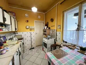 Csorna - szigetelt, magas alapos ház eladó - kép 3