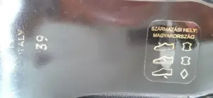 Női magas sarkú, fekete bőr cipő eladó. - kép 3