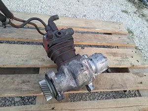 Eladó Ikarus E13 - 396 kompresszor és szervó szivattyú pumpa - kép 8