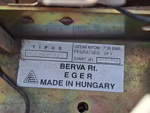 Eladó Ikarus 260 és 280 ajtónyitó mechanika és munkahenger szelep - kép 2