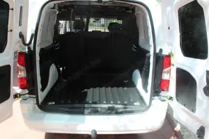 OPEL COMBO Cargo 1.5 DTH L2H1 2.4t Crew Van Start&Stop 5 személyes tgk eladó 4.499.000 Ft + ÁFA - kép 4