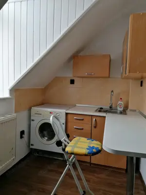 Kiadó garzonlakás Győr  belvárosában - kép 2
