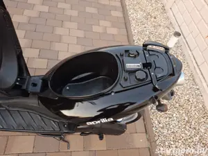 Aprilia Sr 50 Újszerű Gyári 8600km - kép 10