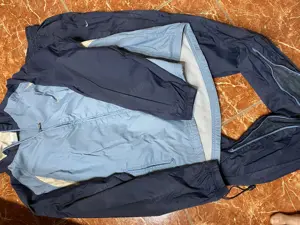 Nike tréning ruha L-es (alsó felső)
