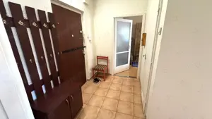 Nyíregyházán a Toldi utcán 1. emeleten lévő, dupla liftes, erkélyes, 51 nm-es, 2 szobás, lakás eladó - kép 13