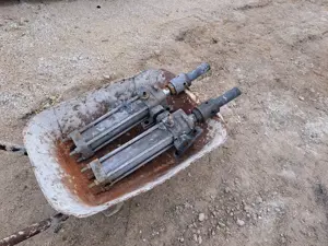 Eladó hidraulikus munkahenger pár 45 szár átmérő munka henger - kép 6