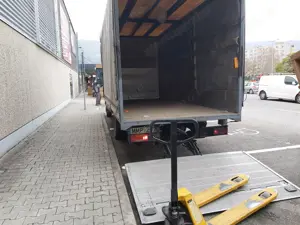Teherautóbérlés Kőbányán - Hátfalas is  - kép 3