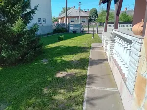 Családi ház eladó - kép 9