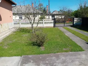 Családi ház eladó - kép 11