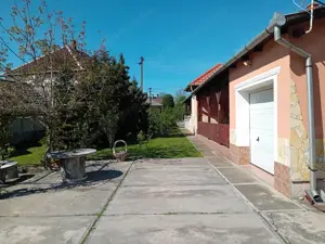 Családi ház eladó - kép 12
