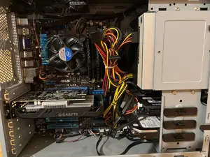 Beugró Gamer Számítógép Eladó   99.999 Ft  - kép 4