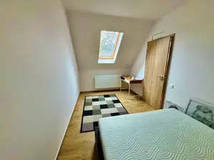 Sopron kertvárosban, újszerű, sorház, autóbeállóval, tárolóval! - kép 10