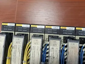 Eladó Omron PLC szett C200HW-PA204S bementi és kimeneti modul - kép 4