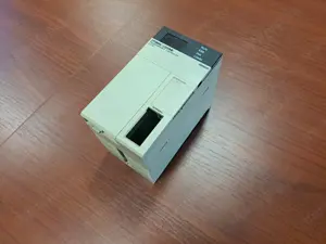 Eladó Omron C200HE-CPU32 PLC CPU alkatrésznek