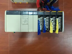 Eladó Omron PLC CQM1-PA206 CPU kimeneti és bemeneti modul -okkal - kép 2