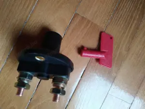 Áramtalanító kapcsoló kivehető kulccsal, szakaszoló kapcsoló, áramleválasztó kapcsoló, új termék - kép 7