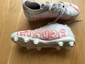 35.5 es Puma Future foci cipő futball cipő stoplis cipő 5000 Ft - kép 3