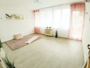 Kertvárosi környezetben, hat lakásos társasházban... - kép 12