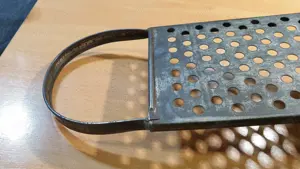 Régi magyar vas nokedli szaggató eladó - kép 4
