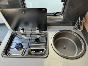 Globebus I 1 lakóautó készletkisöprés kedvezménnyel - kép 7