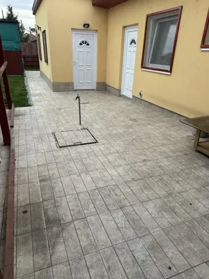 Siófok belvárosában, 103. nm-es családi ház, + 3. db. Apartman eladó, 550 méterre a Balatontól! - kép 15