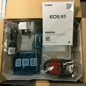 Canon EOS R5 tükör nélküli 45 MP kamera és RF 24-105 mm f4.0-7.1 IS STM objektív - kép 2