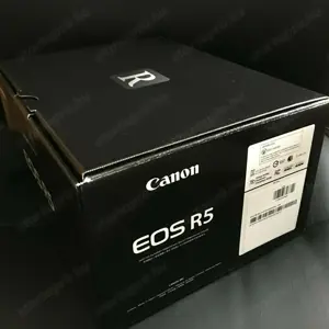 Canon EOS R5 tükör nélküli 45 MP kamera és RF 24-105 mm f4.0-7.1 IS STM objektív