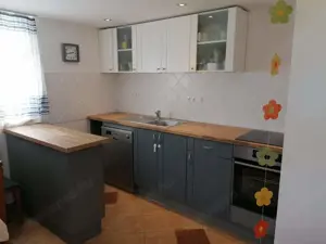 Örökpanorámás családi ház eladó Pencen - kép 3