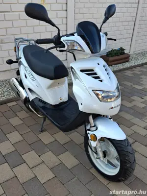 Explorer Cracker 50 Új 520km - kép 3