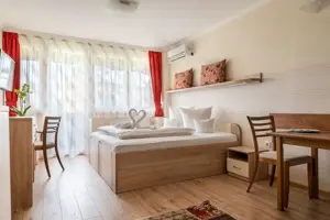 Hajdúszoboszlói Siesta üdülőszállóban 14 napos turnus junius hónapban eladó! - kép 3