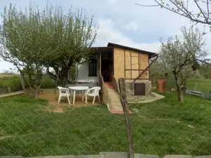 Hétvégi ház gyönyörű környezetben eladó Kaposváron 