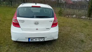 Hyundai i30 CRDi 1,6 dizel, magyarországi, rendszeresen karbantartott - kép 3