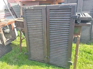 2 pár fa zsalugáter szárnyak ablakra sz; 86  m;108 cm zárható kép szerinti állapot eladó-cserélhető 
