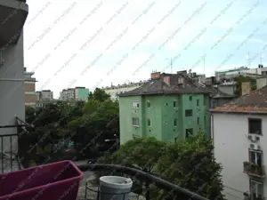 KIADÓ Budapest XIII. kerületében egy amerikaikonyhás-nappalis, felújított, bútorozott lakás! - kép 11