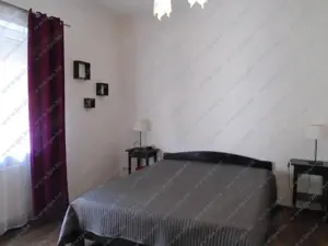 KIADÓ Budapest XIII. kerületében egy amerikaikonyhás-nappalis, felújított, bútorozott lakás! - kép 12