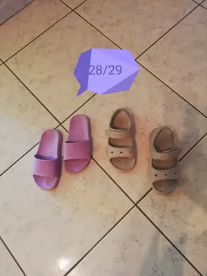 Gyerek lány 1 nike papucs 30-as, 1 úszócipő 27 28 - 2 papucs 22 24 23 25, 1 szandál, 1 arany 28 29 - kép 4