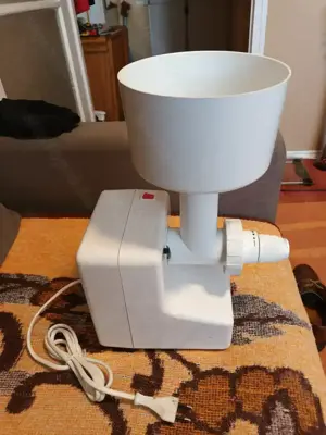 Elektromos mákdaráló.