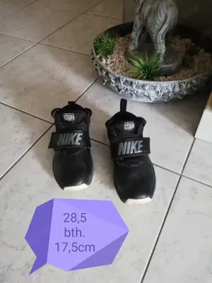 Gyerek lány márkás edzőcipő, cipő 7 db - kép 5