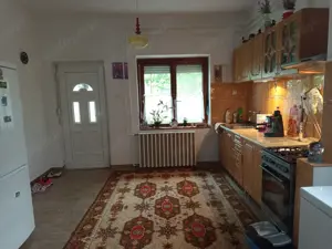 Csendes nyugodt környezetben családi ház eladó. - kép 3