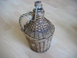 Vesszőfonatos demizsonok eladók. - kép 3
