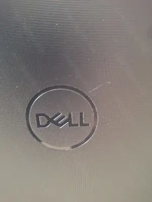 Dell Vostro 3510 laptop - kép 2