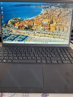 Dell Vostro 3510 laptop