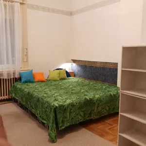 Kiadó egy hangulatos kis lakás Budapesten a belváros szívében!