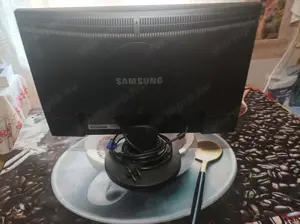Samsung LCD monitor  - kép 5