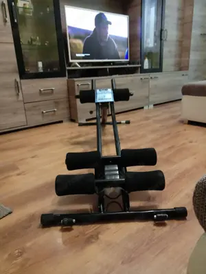 Has és karizom erősítő gép. 