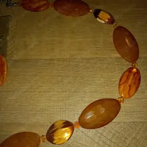Minőségi, arany-narancssárga nyaklánc fülbevalóval eladó - kép 7