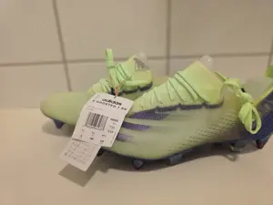 Adidas Ghosted - kép 4