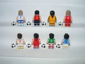 Lego Focista figurák Futball foci Raul Pedri Suarez Eriksen Virgil Son Heung Min figura ÚJ - kép 5