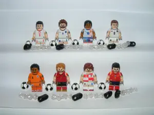 Lego Focista figurák Futball foci Rodrigo Lewandowski Virgil Kane Kroos Modric ÚJ - kép 3